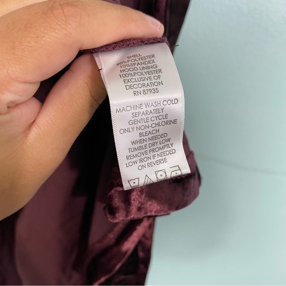 LOGO Lori Goldstein Velvet Purple Hooded Sleeveless Cardigan Sz‎ 3X - Picture 3 of 5